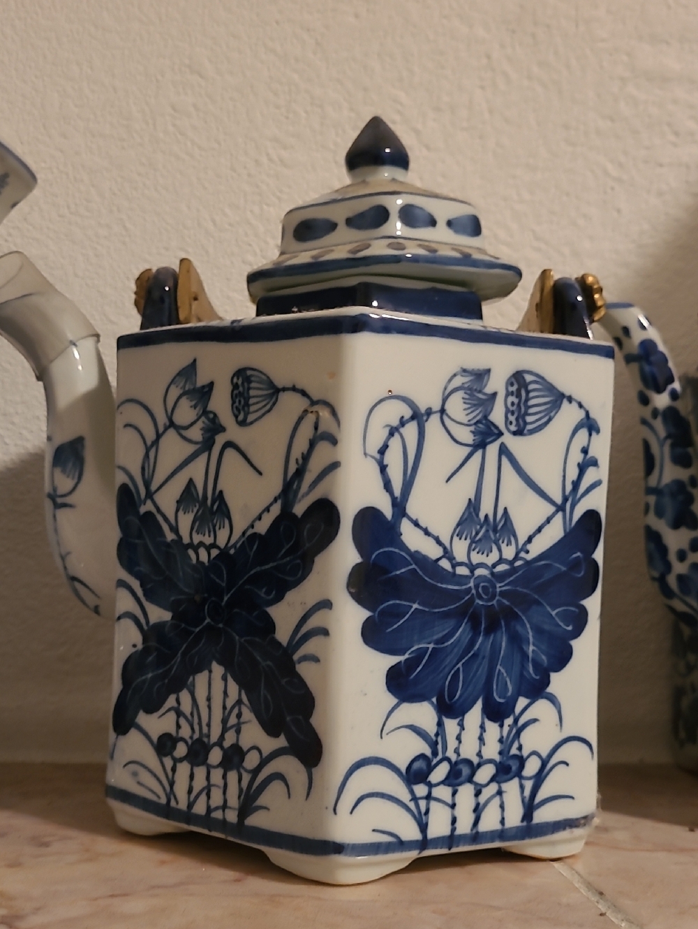 VINTAGE TEAPOT